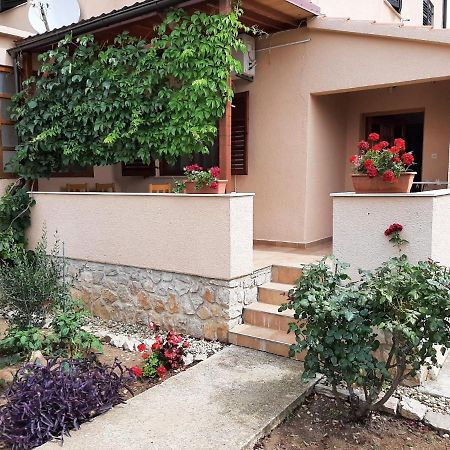 Apartment Sare Бетина Екстер'єр фото